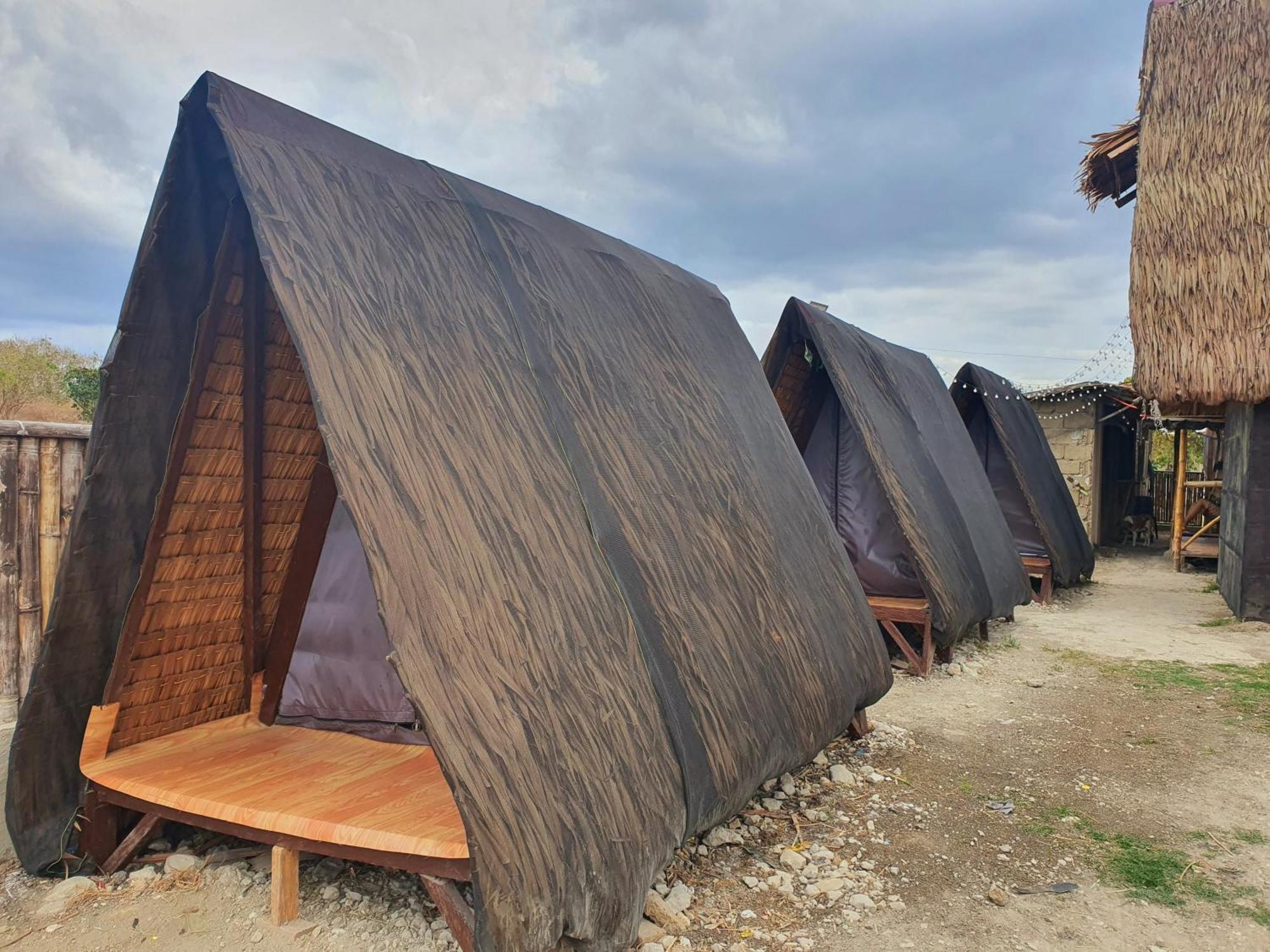Calatagan'S Bahay Kubo - With Beach Access Batangas Zewnętrze zdjęcie